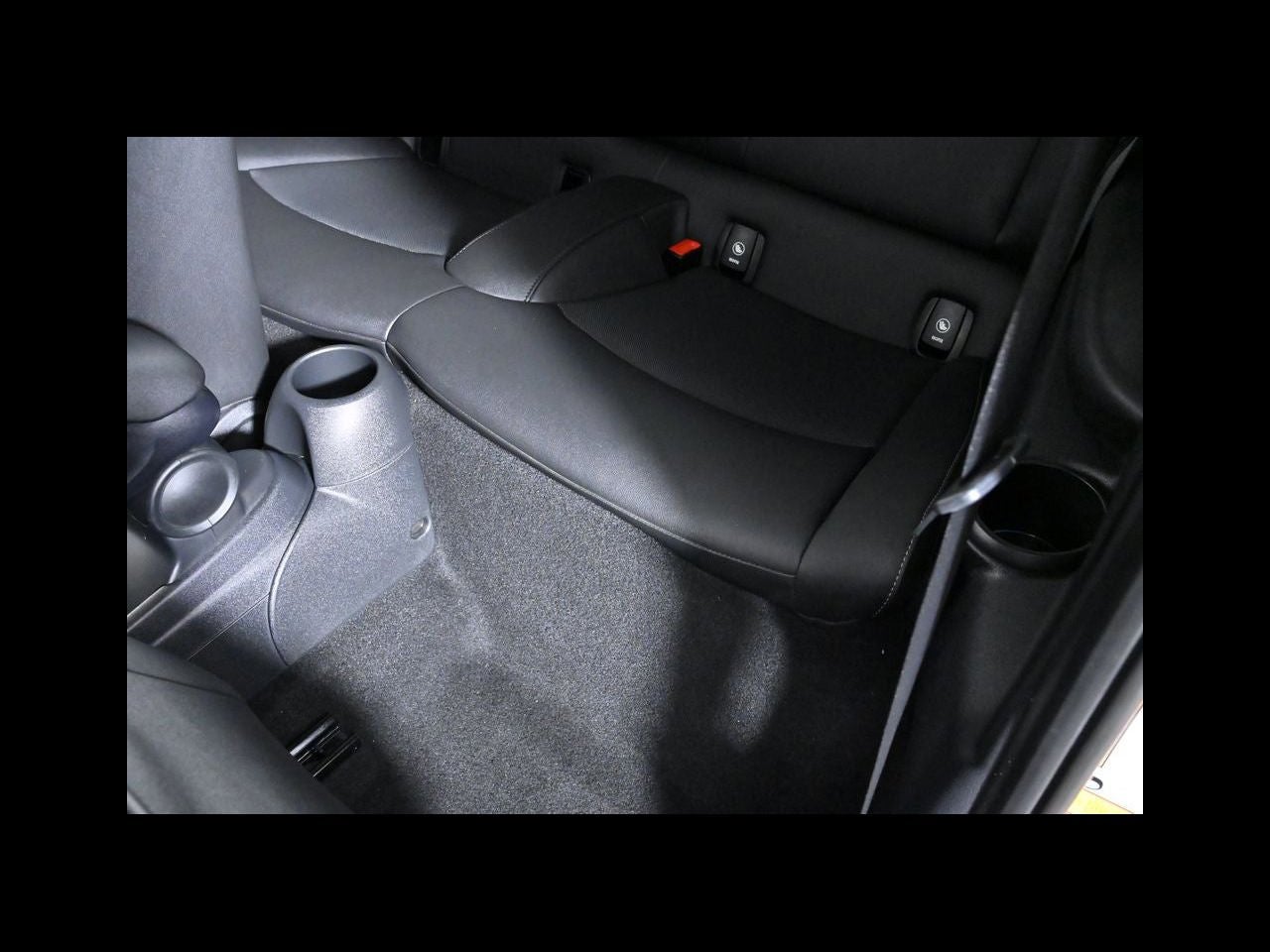 2023 MINI HARDTOP 2 DOOR SIGNATURE