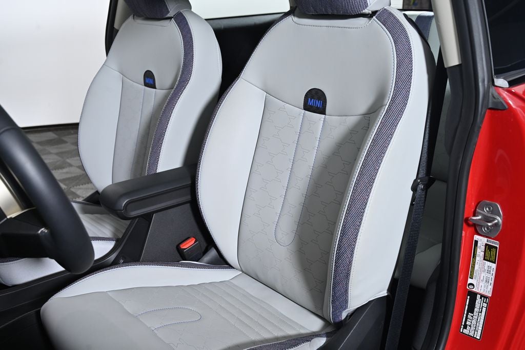 2025 MINI Cooper Base