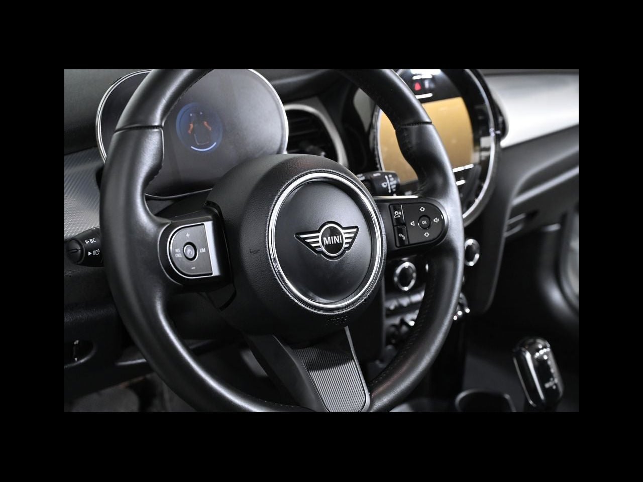 2024 MINI CONVERTIBLE Cooper