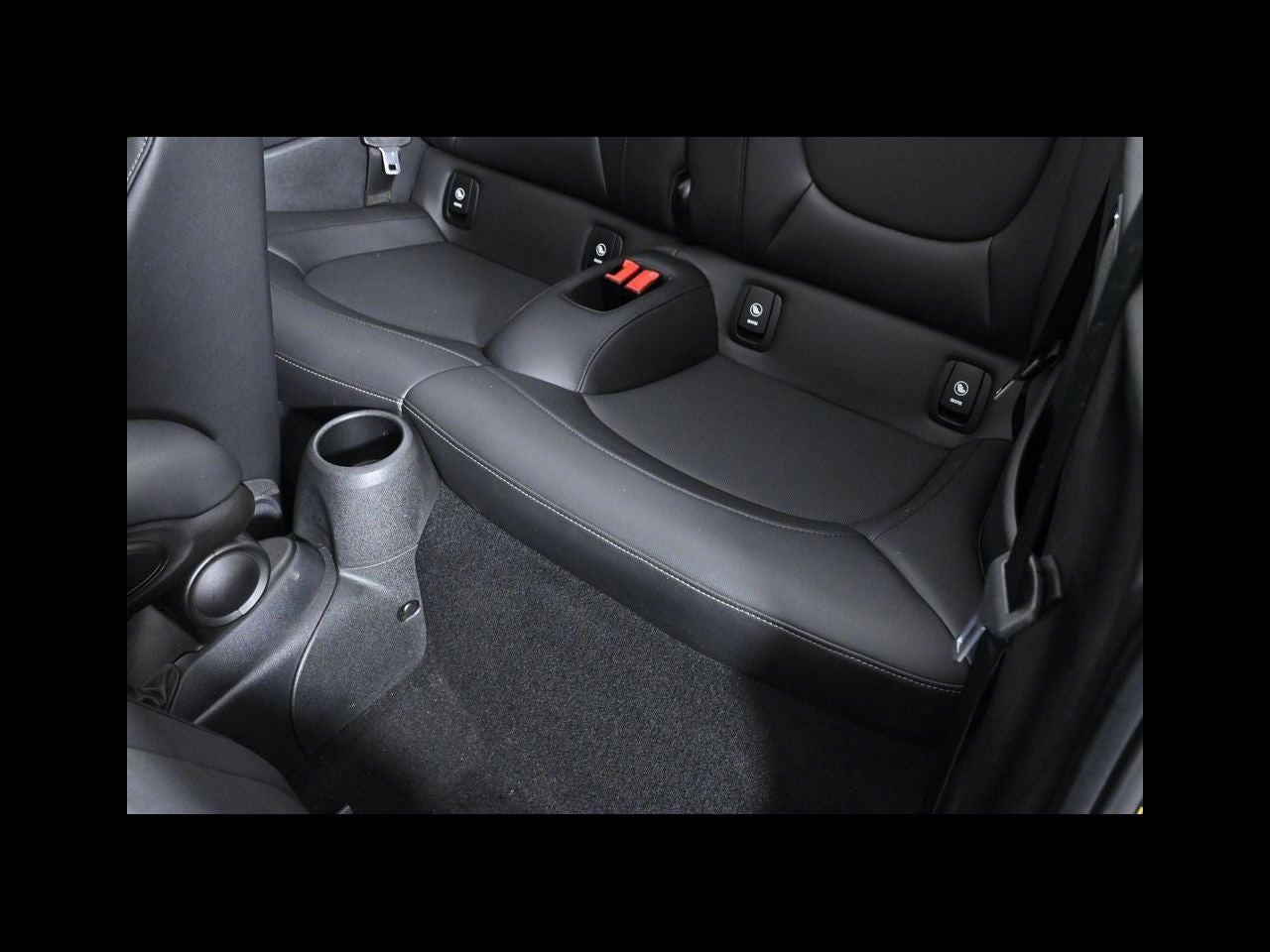 2024 MINI CONVERTIBLE Cooper