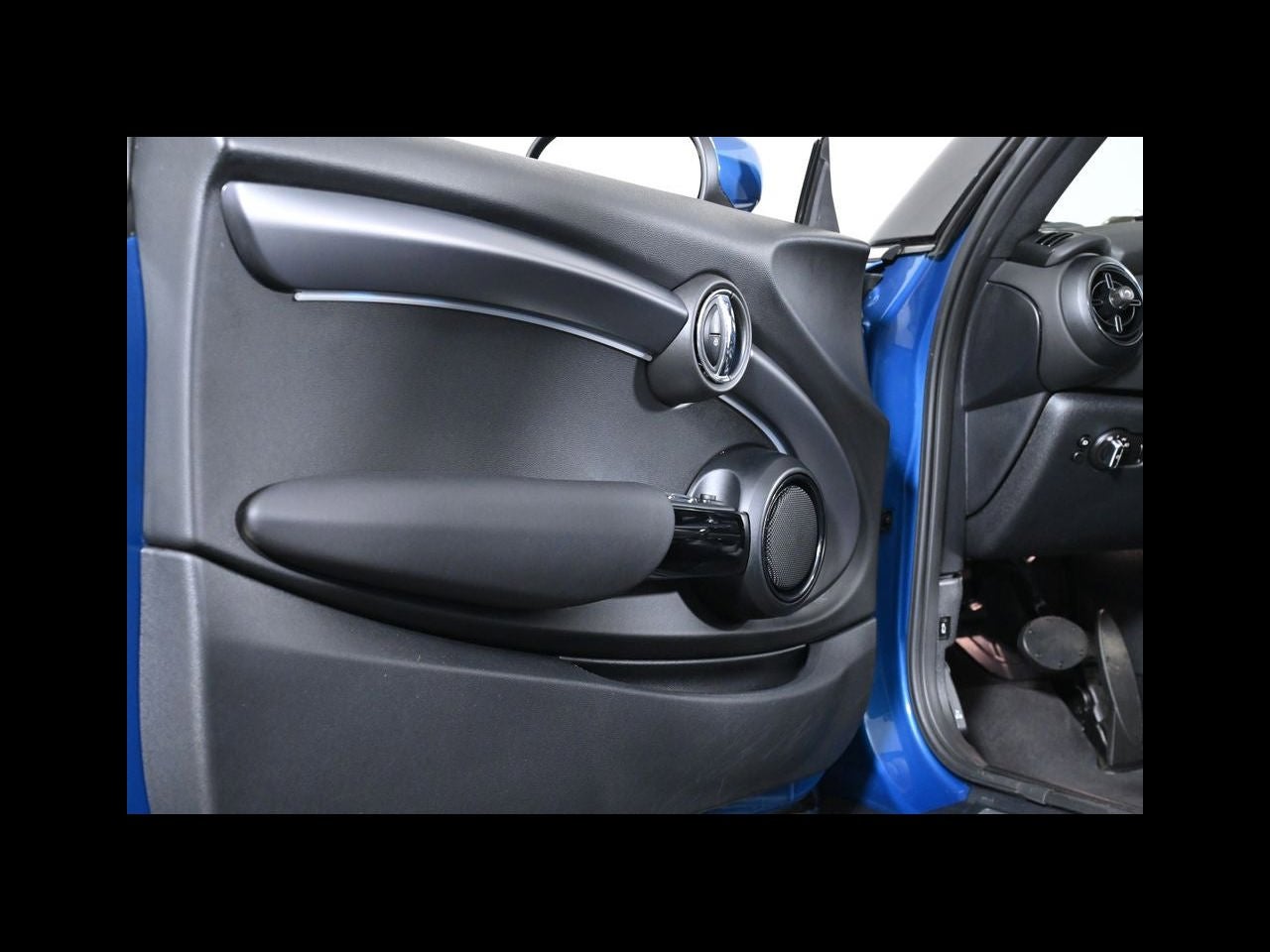 2024 MINI CONVERTIBLE Cooper