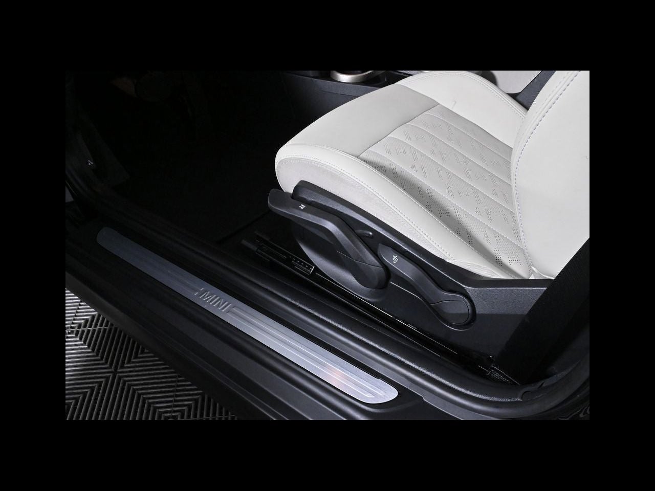 2025 MINI HARDTOP 2 DOOR Cooper S