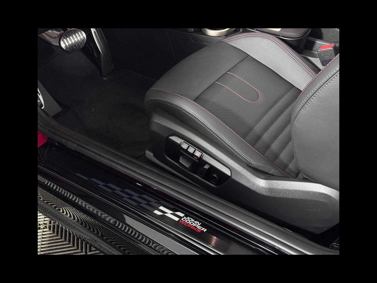 2025 MINI CONVERTIBLE John Cooper Works