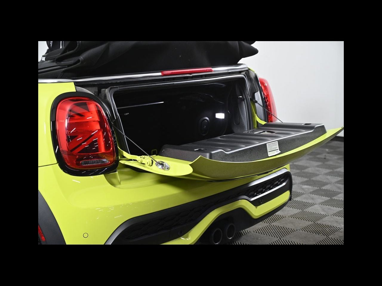 2024 MINI CONVERTIBLE Cooper S