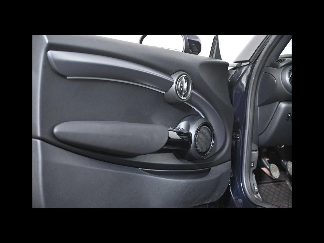 2022 MINI HARDTOP 2 DOOR ICONIC