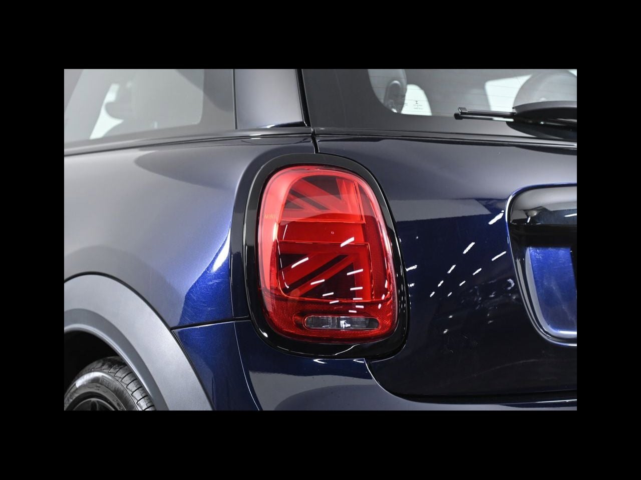 2022 MINI HARDTOP 2 DOOR ICONIC