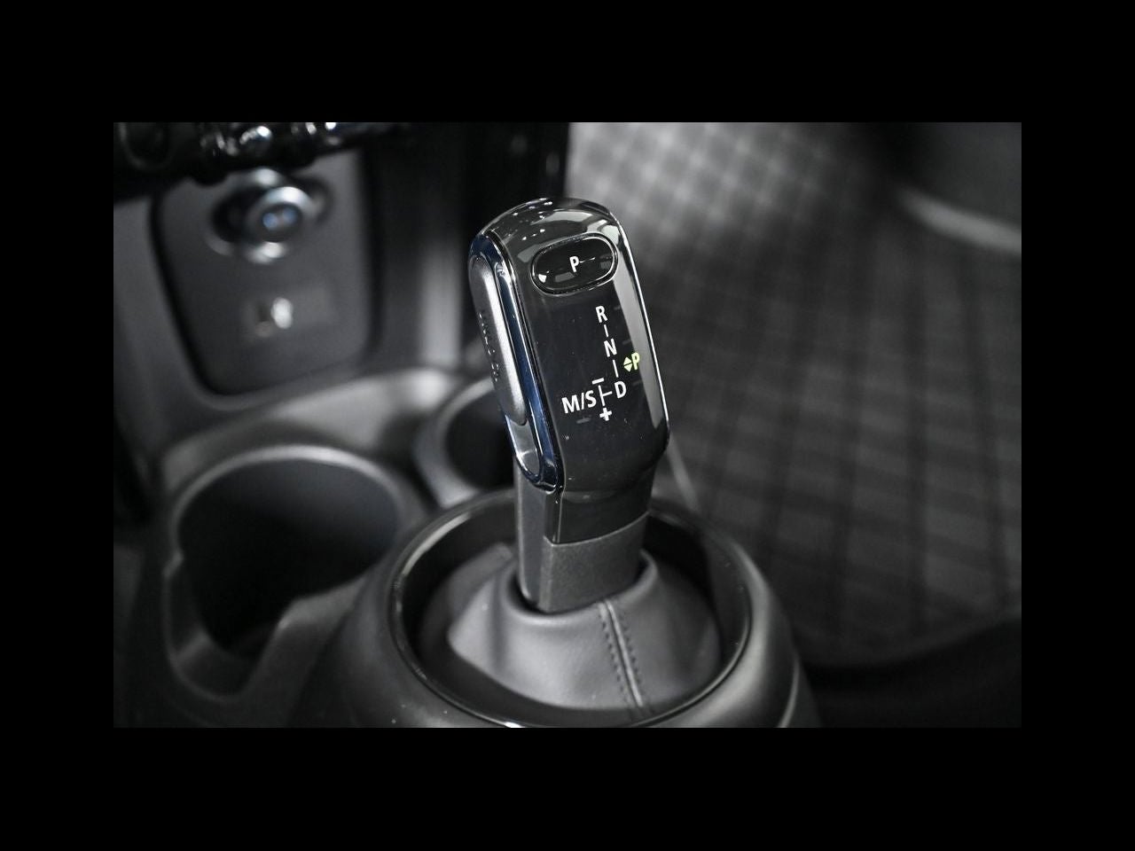 2024 MINI HARDTOP 4 DOOR Cooper S