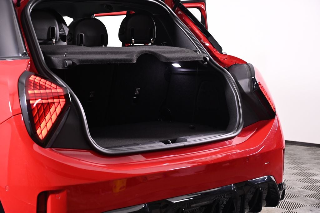 2025 MINI 4 Door Cooper S Iconic JCW Style