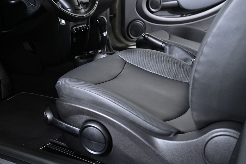 2011 MINI Cooper Base
