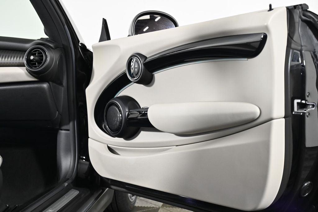 2018 MINI CONVERTIBLE Cooper