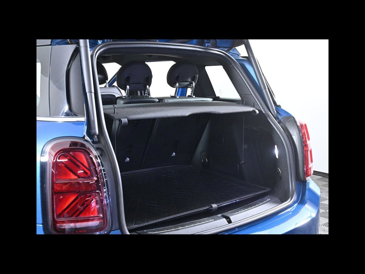 2023 MINI COUNTRYMAN Cooper SE