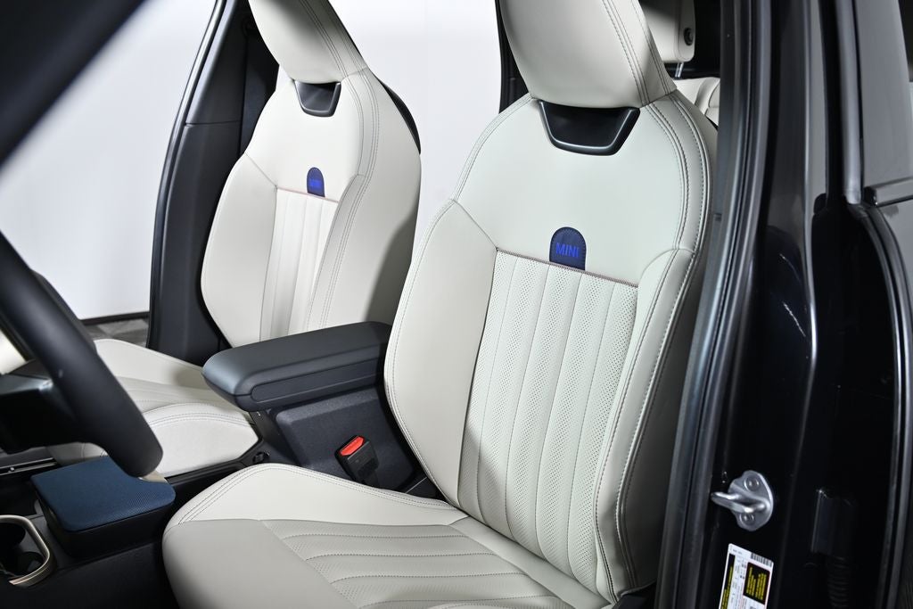 2025 MINI Cooper Countryman Base