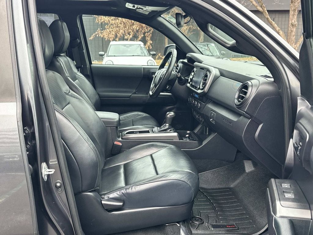 2020 Toyota Tacoma SR5 V6