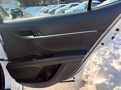 2018 Toyota Camry LE