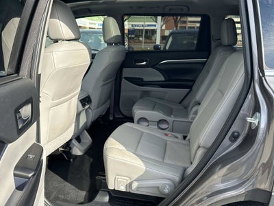 2019 Toyota Highlander Limited Platinum AWD
