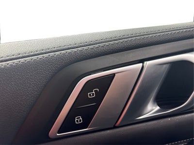 2022 BMW X5 xDrive45e AWD