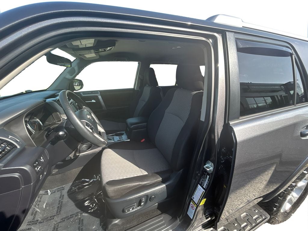 2017 Toyota 4Runner SR5 AWD