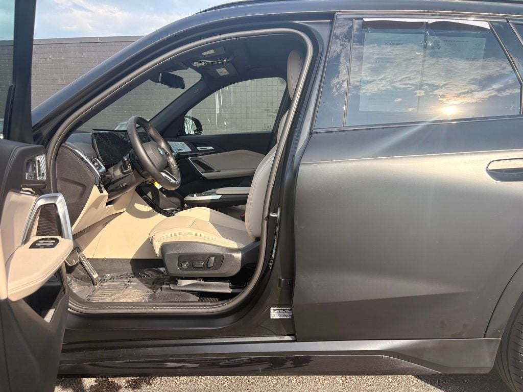 2025 BMW X1 xDrive28i AWD