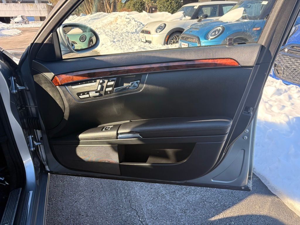 2008 Mercedes-Benz S-Class S 550
