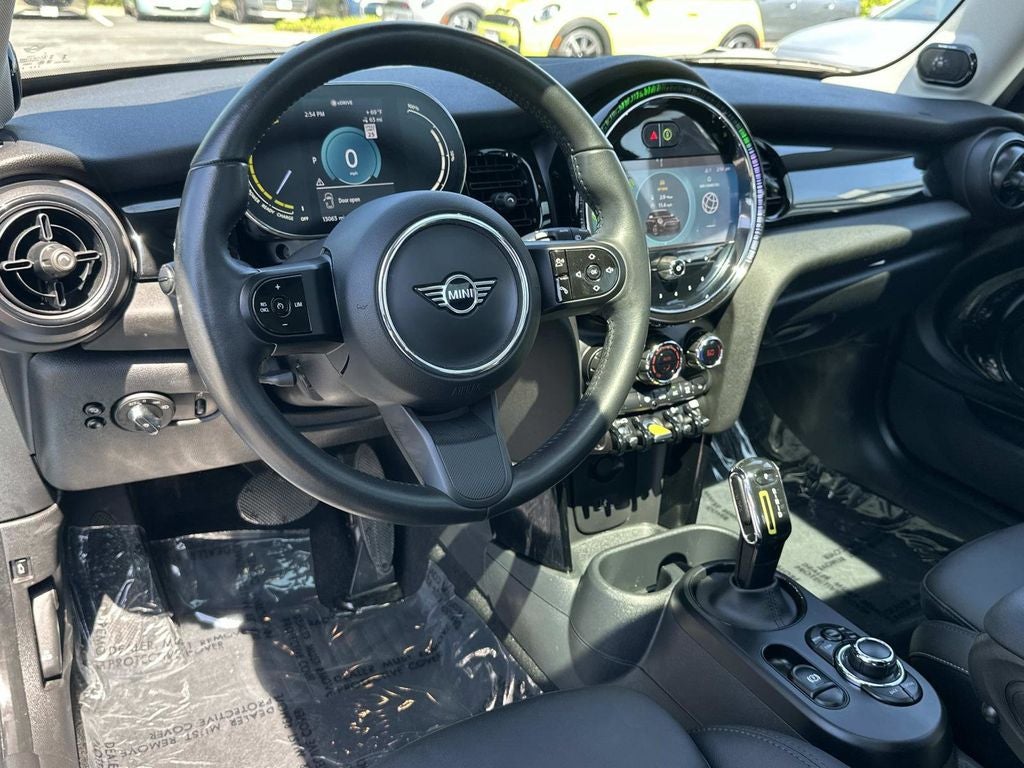 2024 MINI Cooper SE Electric Signature