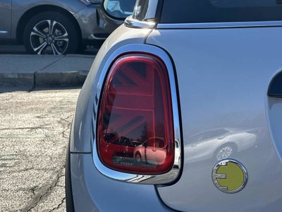 2022 MINI Cooper SE Electric Signature Hardtop 2 Door