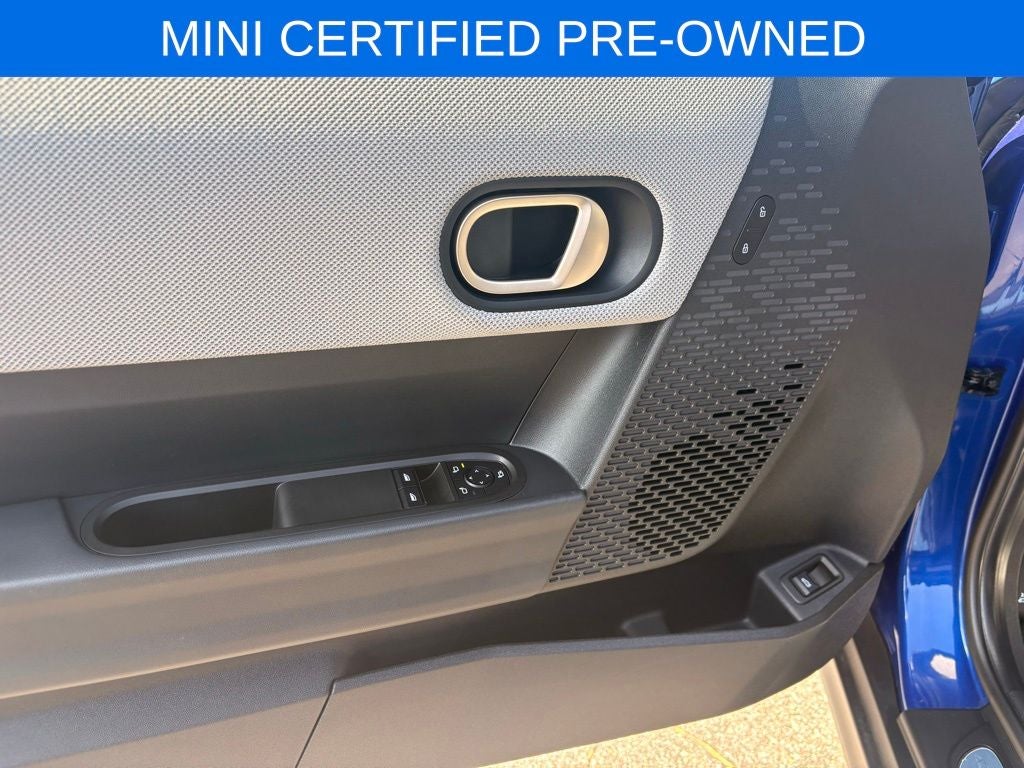 2025 MINI Cooper S Iconic Hardtop 2 Door