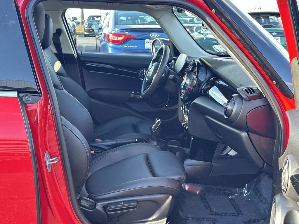 2023 MINI Cooper S Signature Hardtop 4 Door