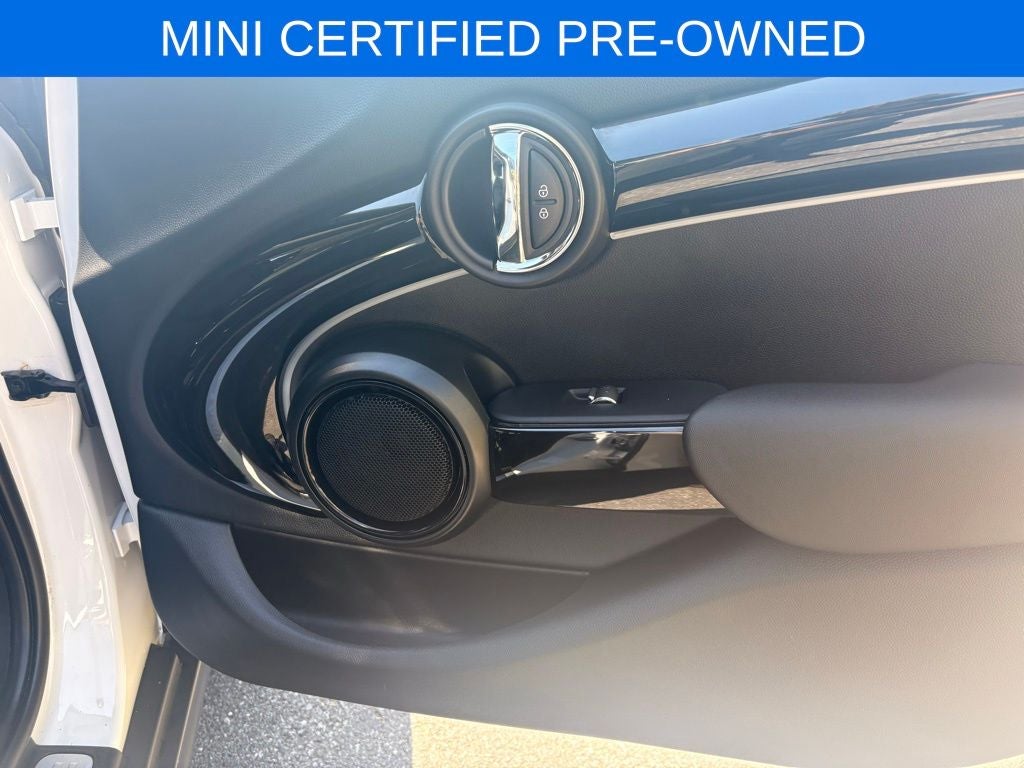 2023 MINI Cooper S Signature Hardtop 4 Door
