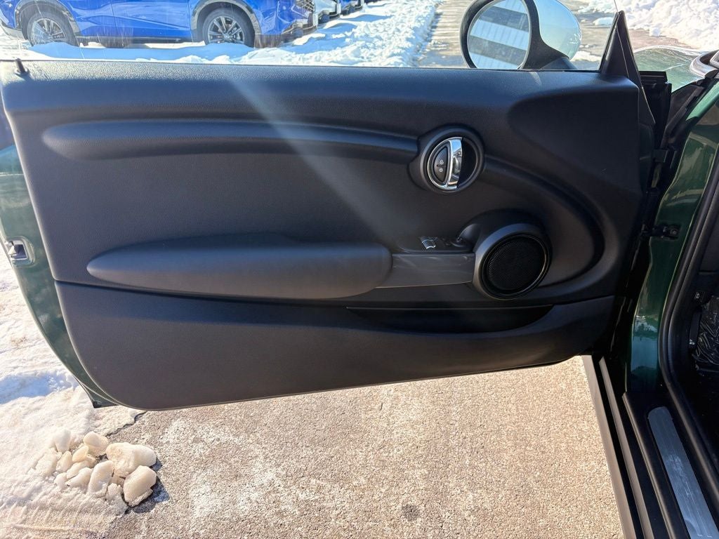 2015 MINI Cooper Base Hardtop 2 Door