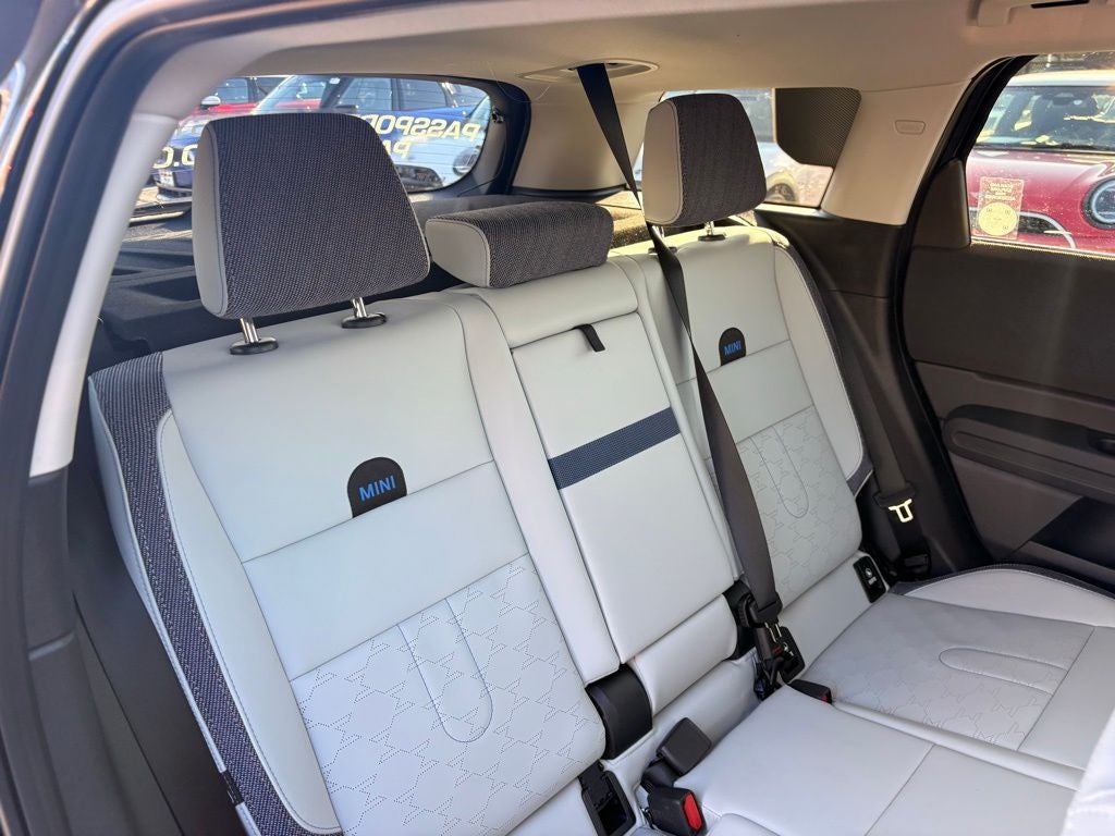 2025 MINI Cooper S Countryman Signature Plus Trim ALL4