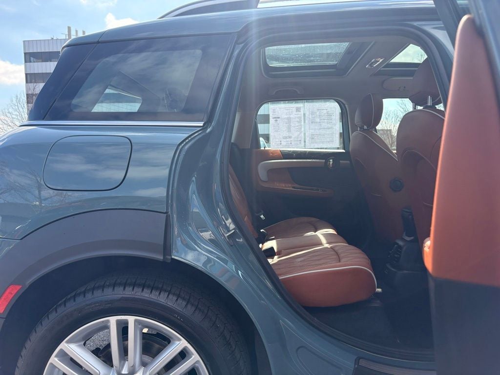 2023 MINI Countryman Signature