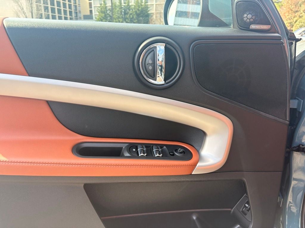 2023 MINI Countryman Signature