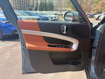 2023 MINI Countryman Signature