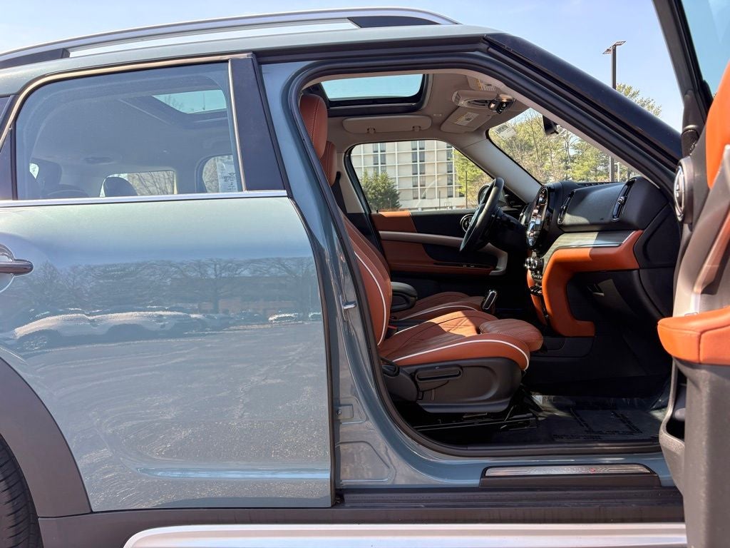 2023 MINI Countryman Signature