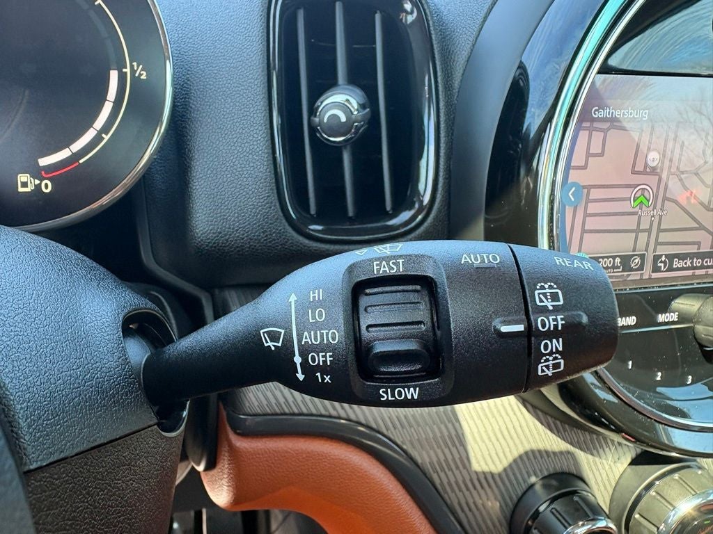 2023 MINI Countryman Signature