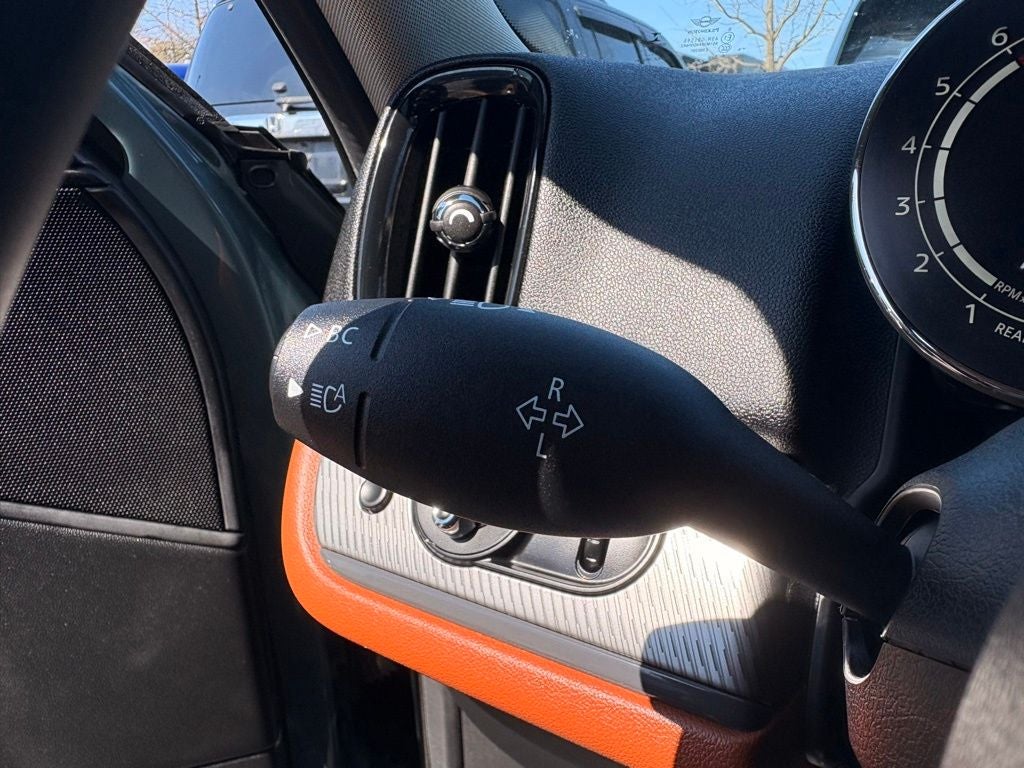 2023 MINI Countryman Signature