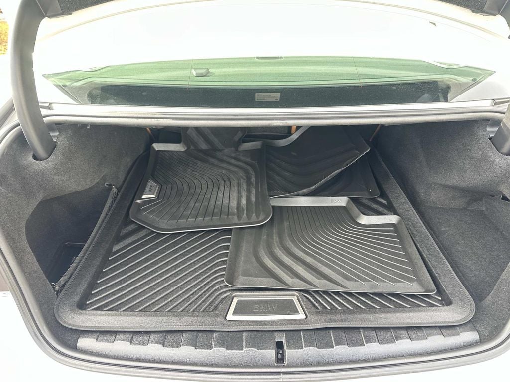 2023 BMW 3 Series 330e xDrive