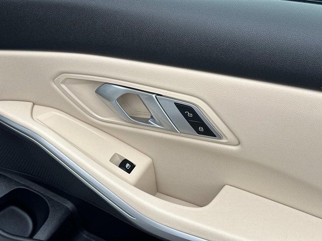 2022 BMW 3 Series 330i xDrive