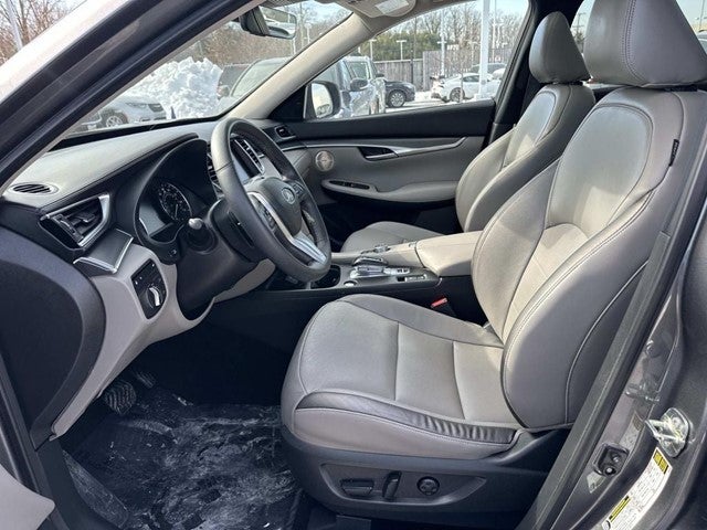 2023 INFINITI QX50 LUXE