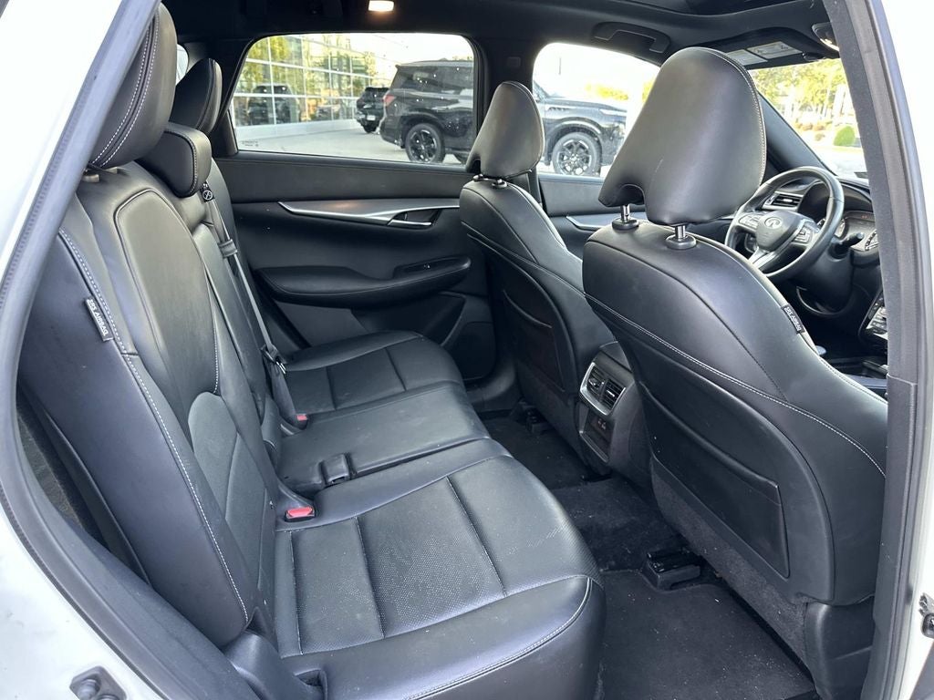 2022 INFINITI QX50 LUXE
