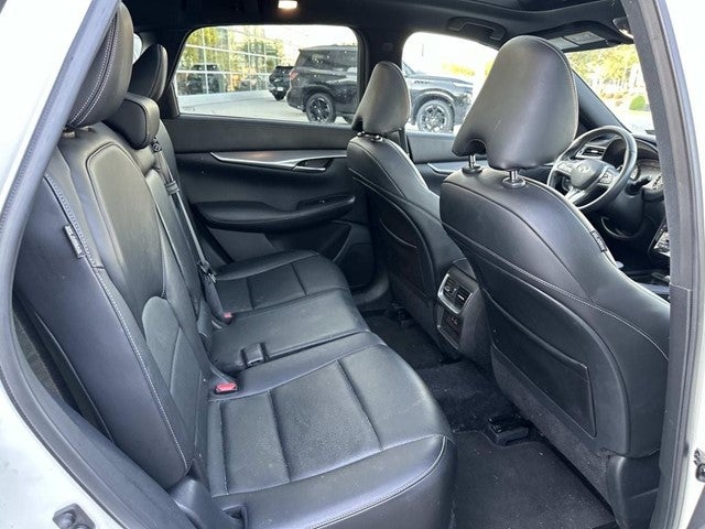 2022 INFINITI QX50 LUXE
