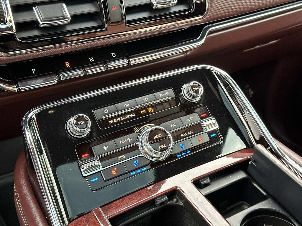 2019 Lincoln Navigator L Black Label