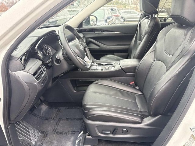 2025 INFINITI QX60 PURE