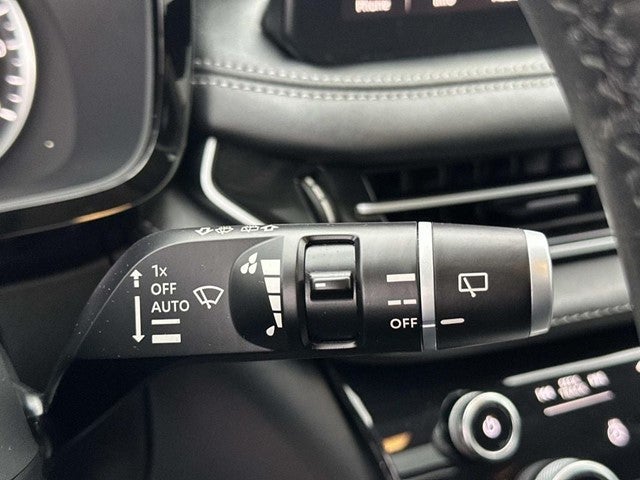 2025 INFINITI QX60 PURE
