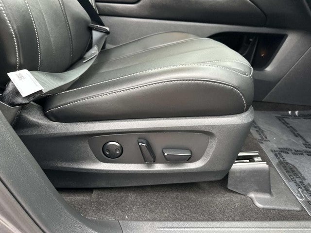 2025 INFINITI QX60 PURE