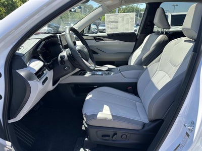 2027 INFINITI QX60 LUXE