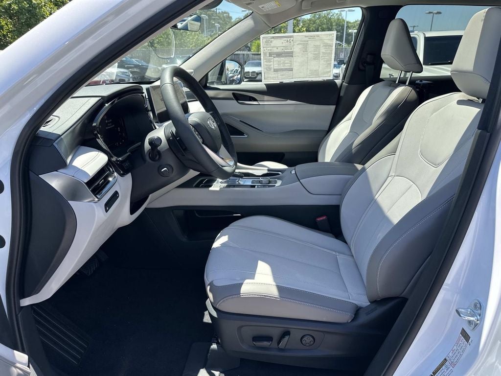 2027 INFINITI QX60 LUXE