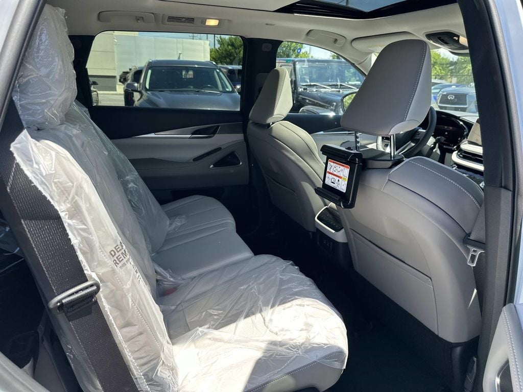 2027 INFINITI QX60 LUXE