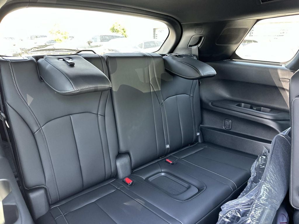 2027 INFINITI QX60 LUXE