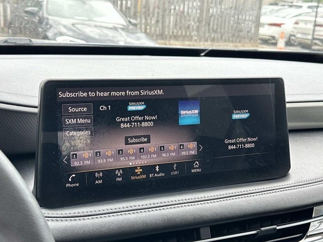 2025 INFINITI QX60 LUXE